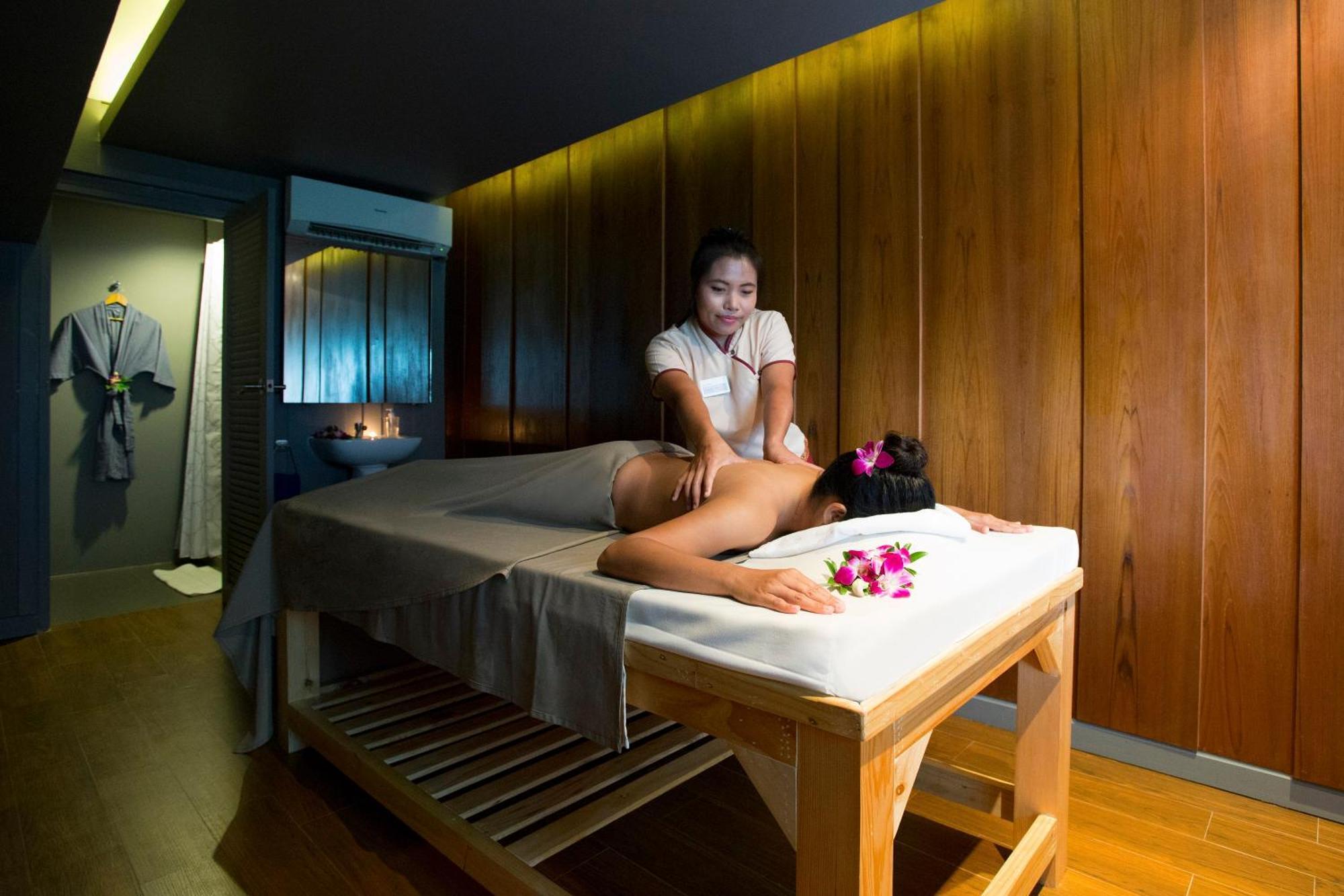 Готель Sentido Khao Lak (Adults Only) Екстер'єр фото