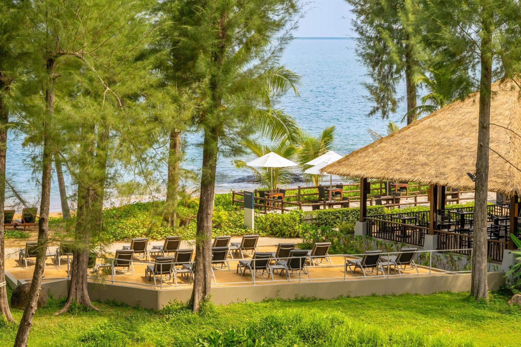 Готель Sentido Khao Lak (Adults Only) Екстер'єр фото