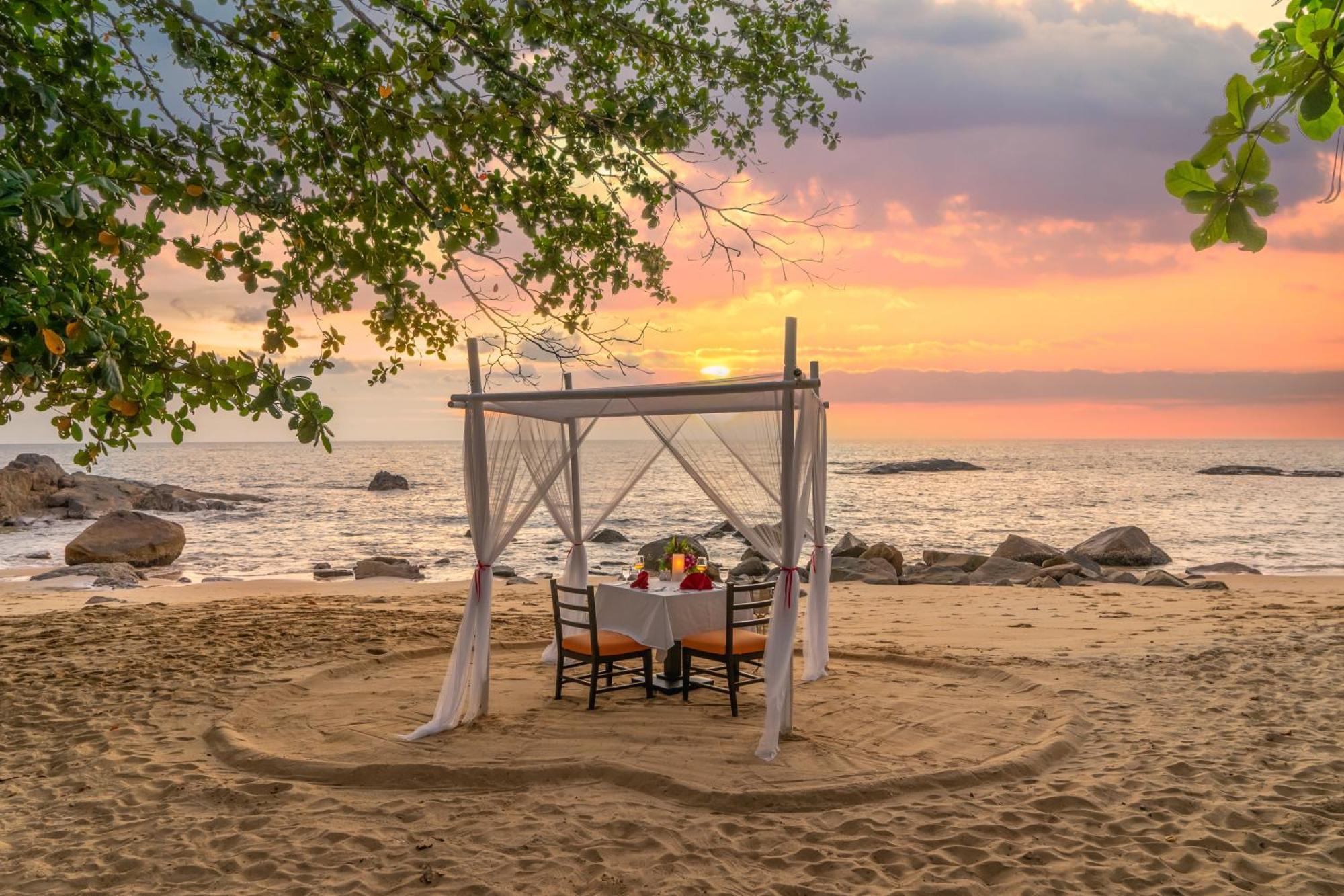 Готель Sentido Khao Lak (Adults Only) Екстер'єр фото